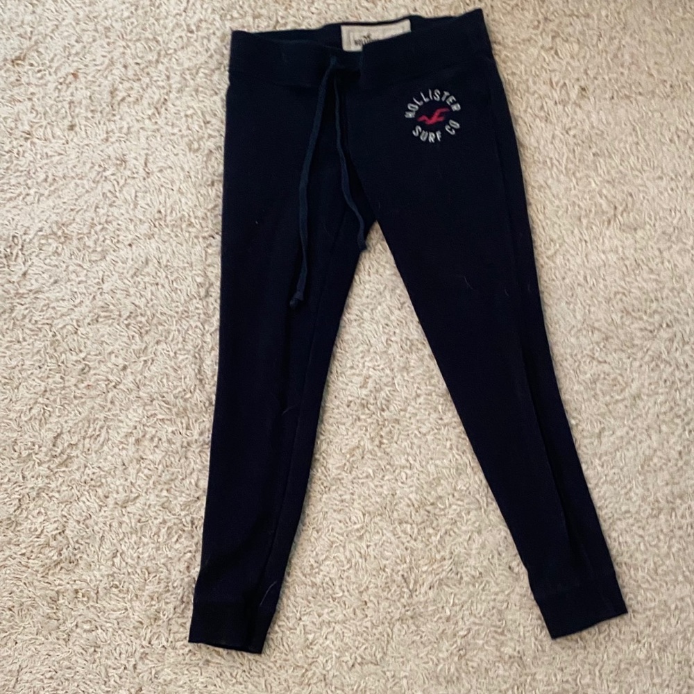 Hollister joggers